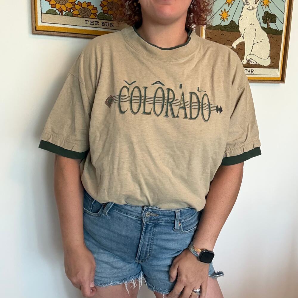Vintage 90s Alore Vail Colorado tan short sleeve tee shirt size XL